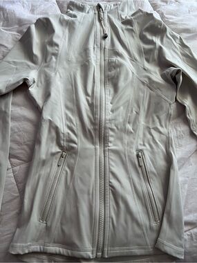 Women’s white lululemon define Jacket
